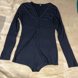 Long sleeve body suit